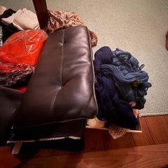 昔の端切れの布、カーテンなど、もらってください！の画像