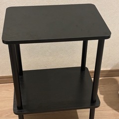 【無料】ベットサイドテーブルの画像