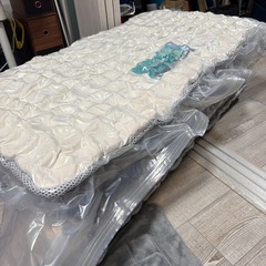セミダブル　コイルマットレスの画像