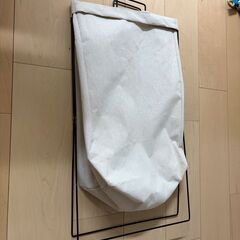 折りたたみ式洗濯かごの画像