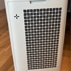 空気清浄機　SHARPの画像