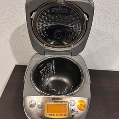 象印　炊飯器の画像