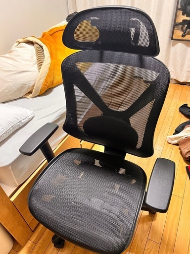 値下げ交渉? ニトリビジネス オフィスチェア 肘掛椅子 ゲーミングチェア フットレスト付き メッシュ素材