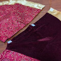 クリスマスツリー スカート 赤 金の画像