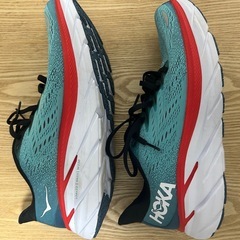 HOKA クリフトン8の画像