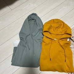 パーカー Mサイズ レディースの画像