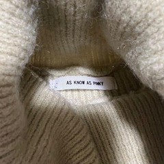 緑レディースセーターの画像