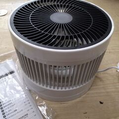 定価15000円　2019年極上美品　高性能　サーキュレーター　2500円から4000円　ストーブ エアコン の対流　扇風機の画像