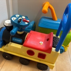 おもちゃの車
の画像