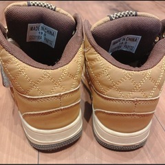 子供スニーカー   の画像