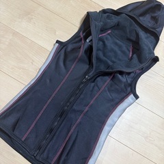 ダイビング　フードベスト　シャークスキンの画像