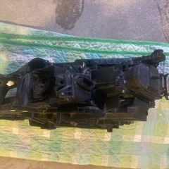 フォルクスワーゲンアルテオン右ヘッドライトの画像