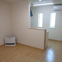 🏠️敷礼無料！EV充電器あり、陽当たり良好、快適な住まいを…