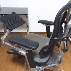 エルゴヒューマンプロ　ノートスタンド付きの画像