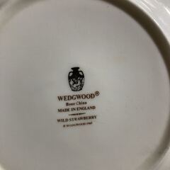 Wedgwood ウエッジウッド 皿 花柄 約18cm 27cm それぞれ2枚 4枚セット プレート ソーサー 大皿 中皿の画像