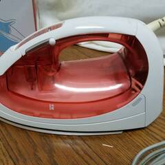 TOSHIBA 東芝　スチームアイロン　TA-ZA1 （箱、説明書付き）　動作確認済みの画像