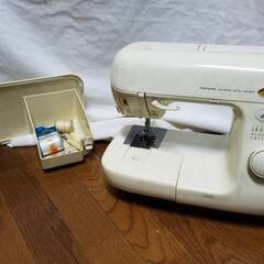 TOYOTA トヨタ ミシン MODEL ER831 簡易確認のみ　ジャンクにての画像