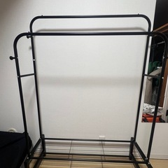 2段スチールハンガーラックの画像