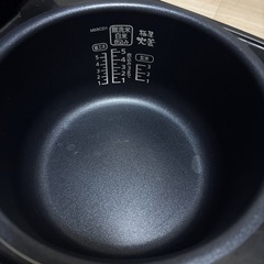 2022年製5合焚き炊飯器の画像