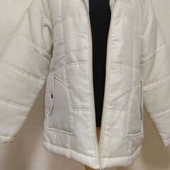 コート　レディース　ホワイトベージュの画像