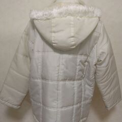 コート　レディース　ホワイトベージュの画像