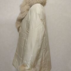 コート　レディース　ベージュの画像