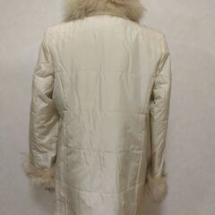 コート　レディース　ベージュの画像