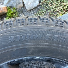 [引き渡し先決まりました]ブリヂストンスタッドレスタイヤとホイール4本セットの画像
