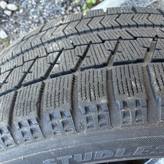 [引き渡し先決まりました]ブリヂストンスタッドレスタイヤとホイール4本セットの画像