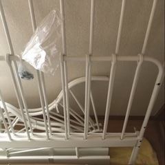 IKEA伸縮ベッド　シングル　値下げ不可　可愛いベッドの画像