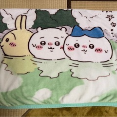 ちいかわ　ハーフブランケット（100×140）の画像