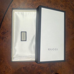 GUCCI財布の画像