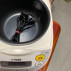 炊飯器の画像