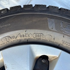 バリ山ミシュランスタッドレスタイヤ　４本セット　175/70R14 アクア　ヴィッツの画像