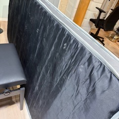 娘が使っていたマットレスとハシゴで登るタイプのベッド、あげますの画像