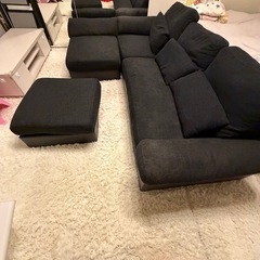 急募
オットマン付きソファー中古の画像