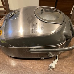 炊飯器 NP-NY10シルバー 5.5合の画像