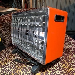 レトロな電気ストーブの画像