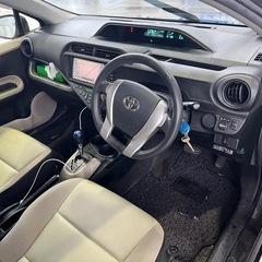 アクア　11.8万キロ　車検12月25日まで　乗って帰れますの画像