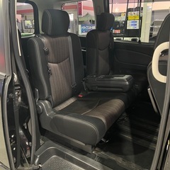 セレナ　ハイブリッド　平成27年　ハイウェイスターVセレクションプラスセーフティハイブリッド　美車の画像