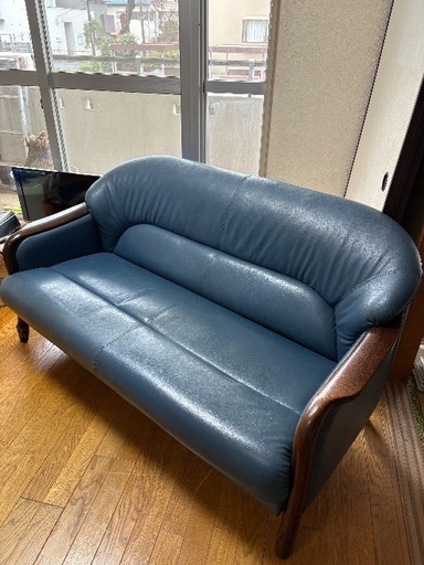 2人掛けソファ 【名古屋市 引き取り歓迎】 ☆無料☆2人掛けソファ☆埼玉県所沢市まで引き取りに来ていただける方