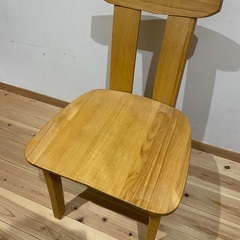 ダイニングチェア4脚セット中古の画像