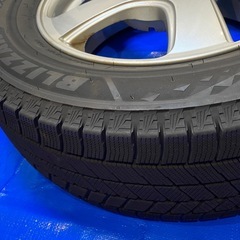 (中古)ホイール付スタッドレスタイヤの画像