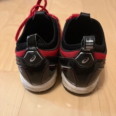 アシックス　スニーカーの画像