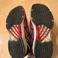 アシックス　スニーカーの画像