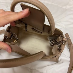 ZARA 
ショルダーバッグの画像