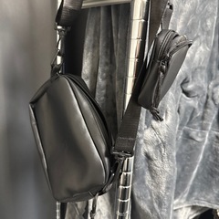 服、バック、電気毛布の画像