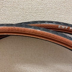 ほぼ新品！700x28c タイヤ　チューブ　セットの画像