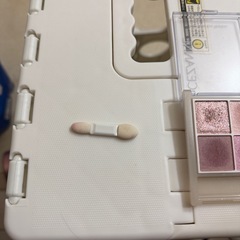 コスメ　化粧品　セザンヌ ペールトーンアイシャドウ　03 ムーンアメジストの画像