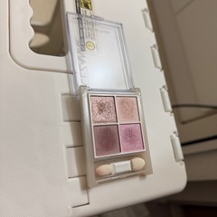 コスメ　化粧品　セザンヌ ペールトーンアイシャドウ　03 ムーンアメジストの画像